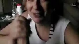それはから紫色になるまでそれらを打つ l ...