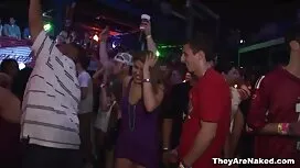 かわいいラティーナ脚fisting av ...