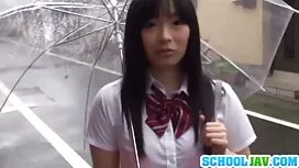 私の彼女は私の服を着るのが大好き 女の子 ...