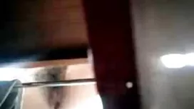 私の母は私たちを寝かせるところだった。  ...