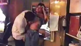 赤毛のミニスカートルック 女性 の ため ...