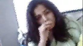 最も遊び心のある女の子の一人 女性 の  ...